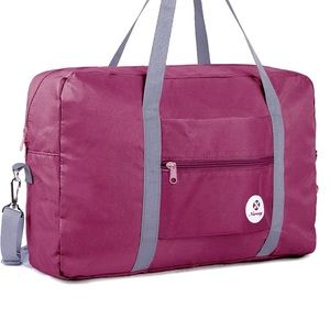 NWOT Travel / Duffel Bag (Carry On/Spirit Air Personal Item)